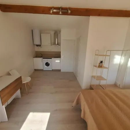 Cosy En Plein Centre Apartment *